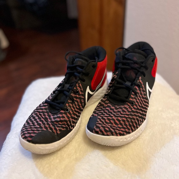 Nike KD Trey 5 VIII EP 'Bred' - Picture 3 of 8